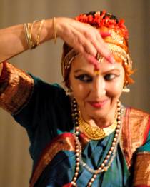 monica gallarate danza indiana